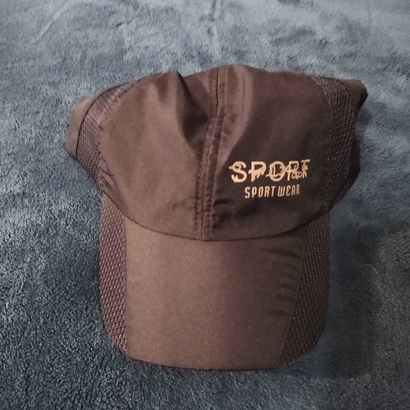 Hats and Sweatbands - Picture 8 of 11